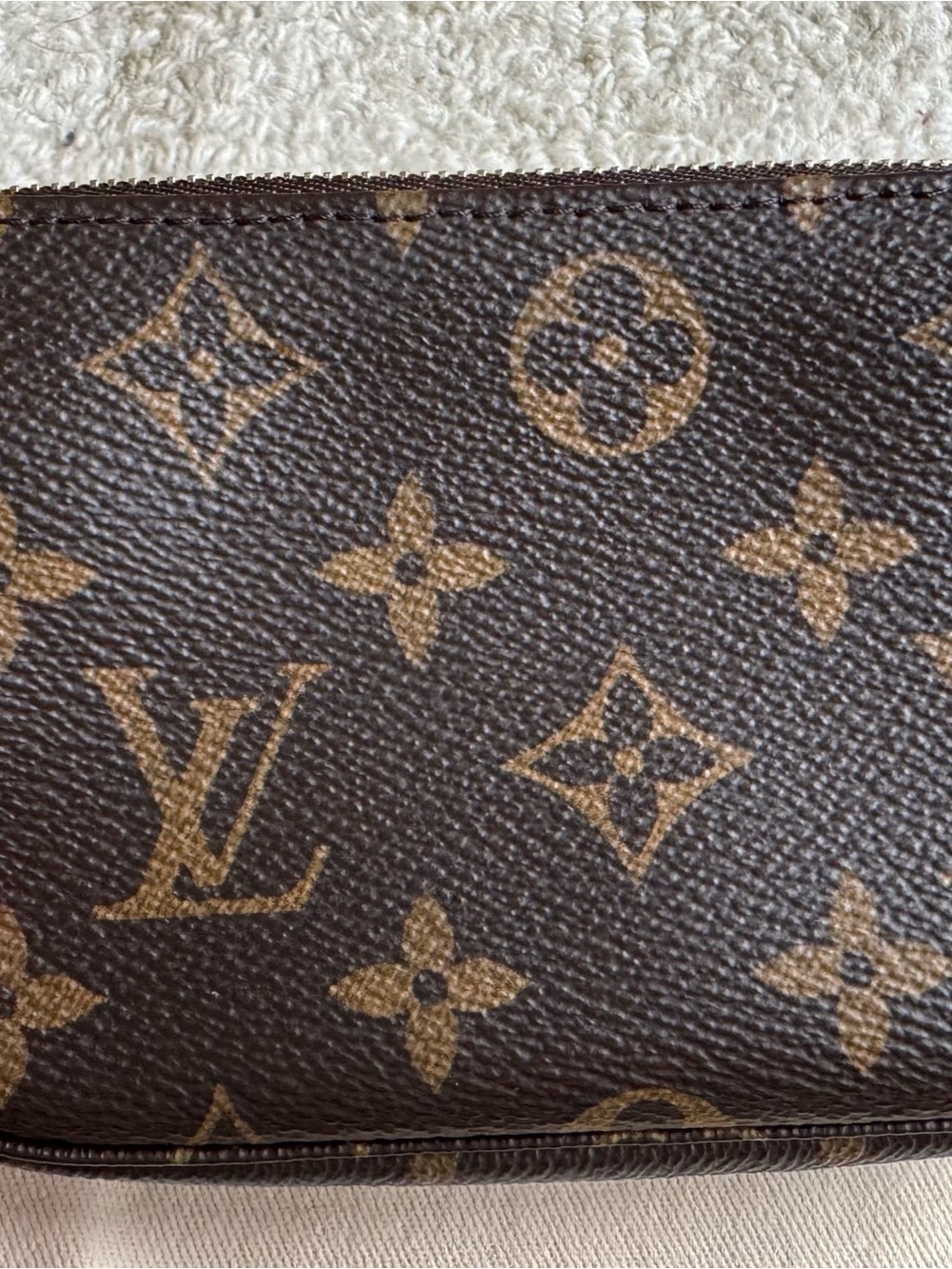 Louis Vuitton Mini Pouchette Accessories In Monogram - Picture 10 of 15